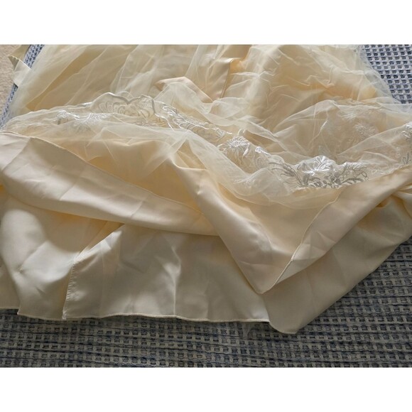 IDOPIP Girls Ivory Embroidered Tulle Dress Size 170 XXS Polyester/Viscose Floral - Picture 8 of 15